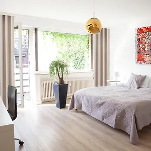  Apartment Center Studio Extra Comfort Luxury Double Bed Kitchen